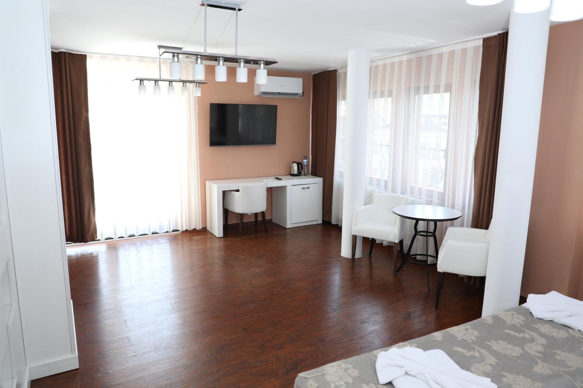 Bruti Hotel Prizren Esterno foto